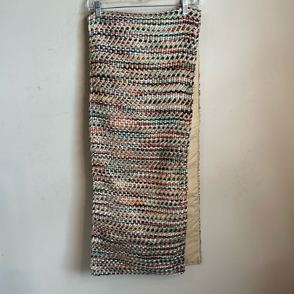 Hobby Lobby Crocheted Table Runner 6’x14”
